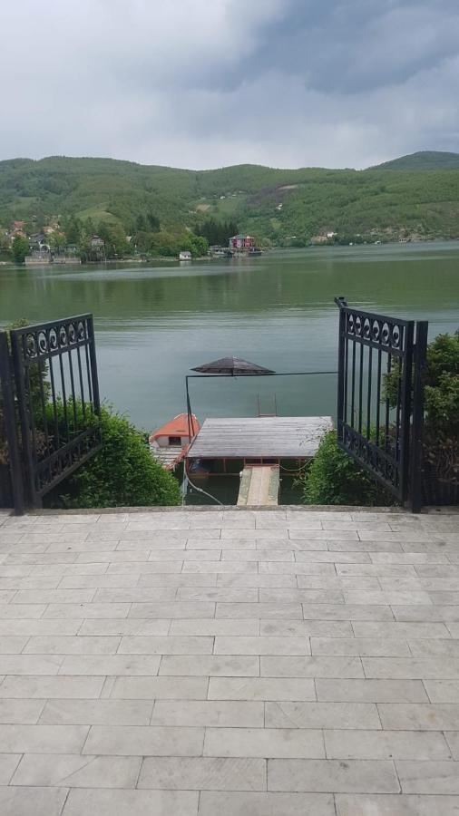 Lake House Novi Pazar Exterior photo